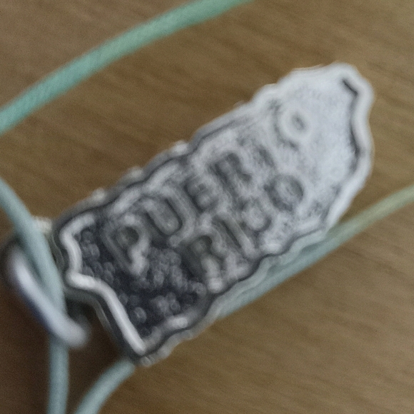 Starfish Beaded Made in Puerto Rico Bracelet Set - Picture 3 of 3